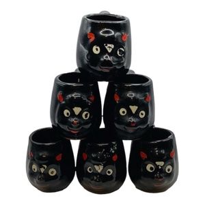 Six Skunks Shot Saki Cups Vintage Japan